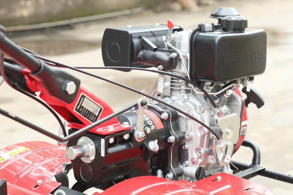 Máy xới đất chạy dầu KAMASTSU 5.5HP KM950S