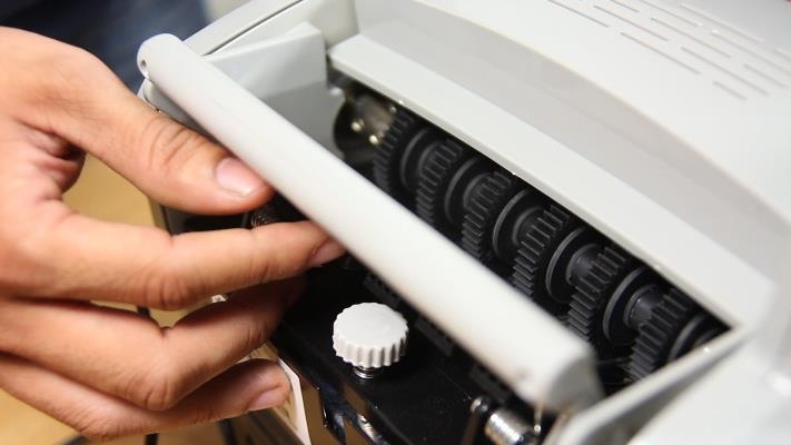 Máy Đếm Tiền Silicon MC-8600