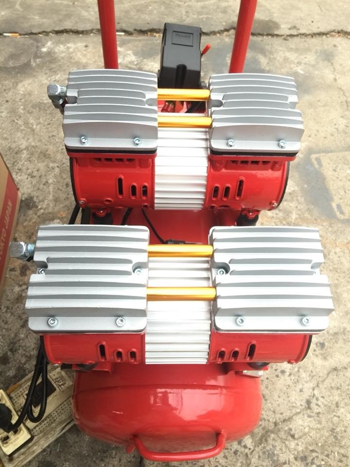 Máy nén khí không dầu PANDA 1700W 50L PD1750/52