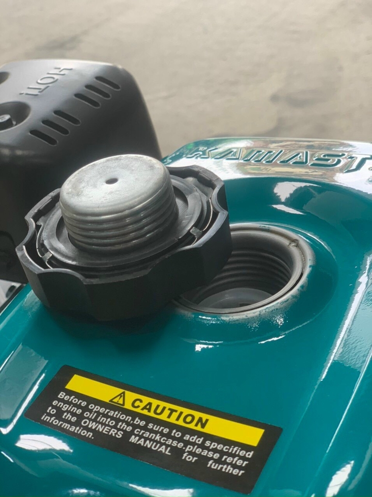 Máy nổ chạy xăng KAMASTSU 5.5HP GX160