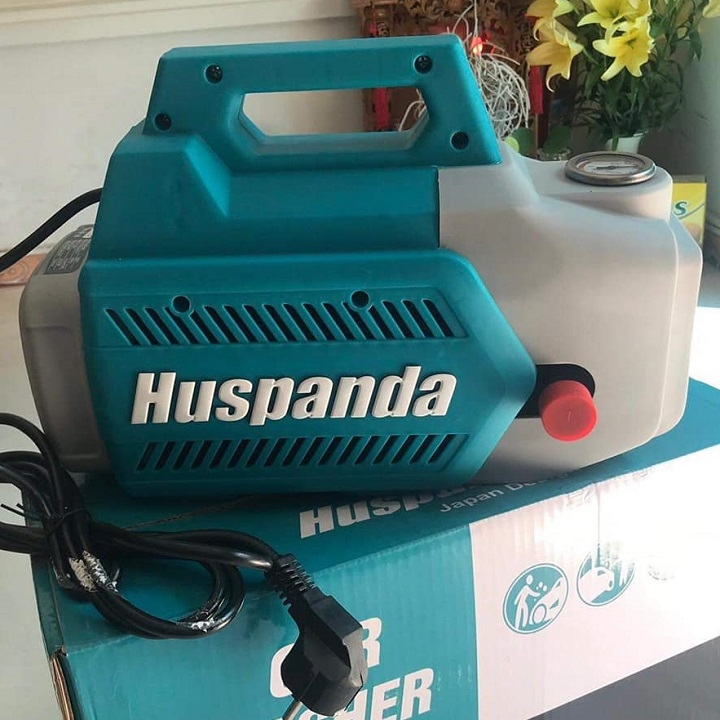 Máy Rửa Xe Huspanda 2500W HP 90