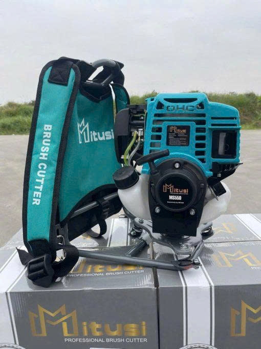 Máy cắt cỏ 4 thì 1350W MITUSI MS550 đeo lưng