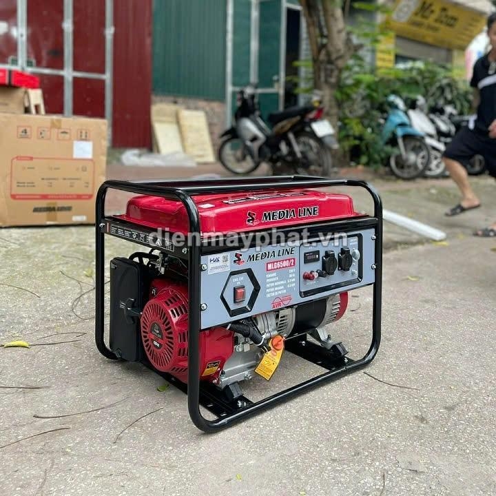Máy phát điện chạy xăng 6KW Media Line MLG6500/2