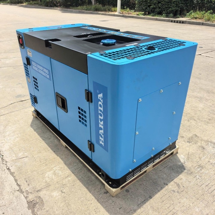 Máy phát điện chạy dầu HAKUDA HKD15000P1 PRO 15KW siêu cách âm
