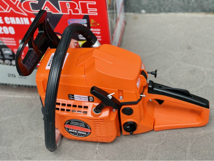 Máy cưa xích chạy xăng 2 thì MAXCARE 2.1KW MAX-5200