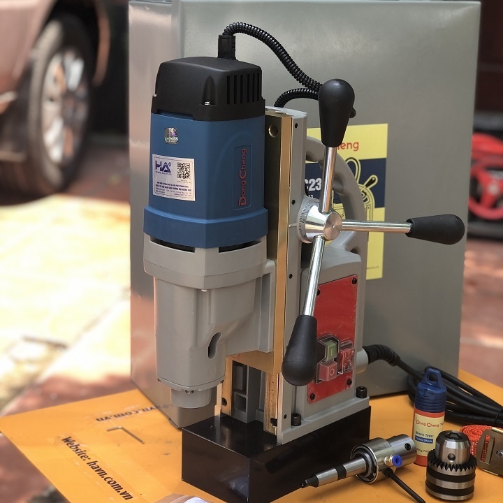 Máy khoan từ DONGCHENG DJC23 (23mm) - 220V