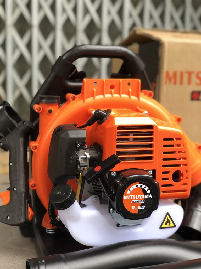 Máy thổi bụi chạy xăng Mitsuyama 1.25KW TL808