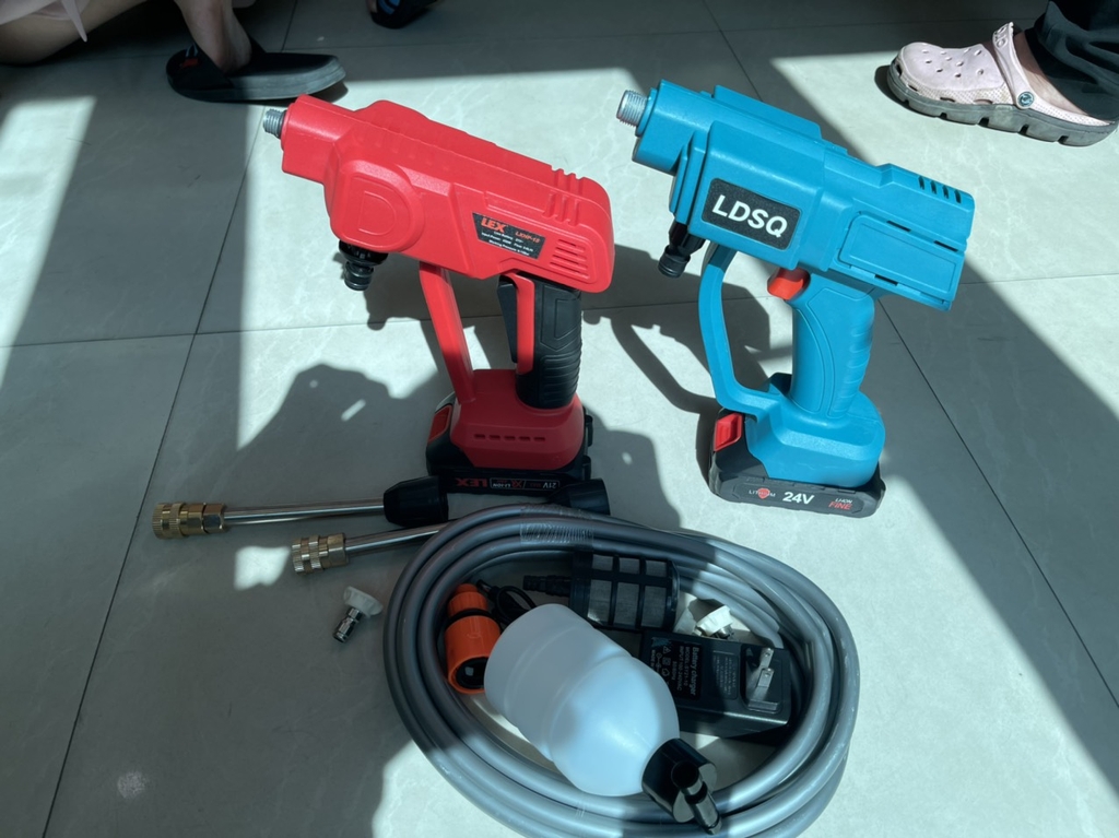 Máy Rửa Xe Pin Lex 21V