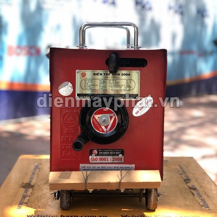 Máy hàn TIẾN ĐẠT 200A dây đồng 220V