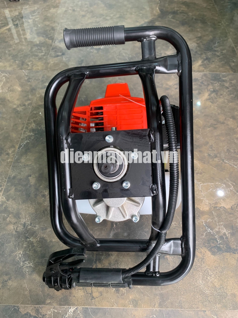 Máy Khoan Đất 2 Thì Yataka 2.3Kw CS-630