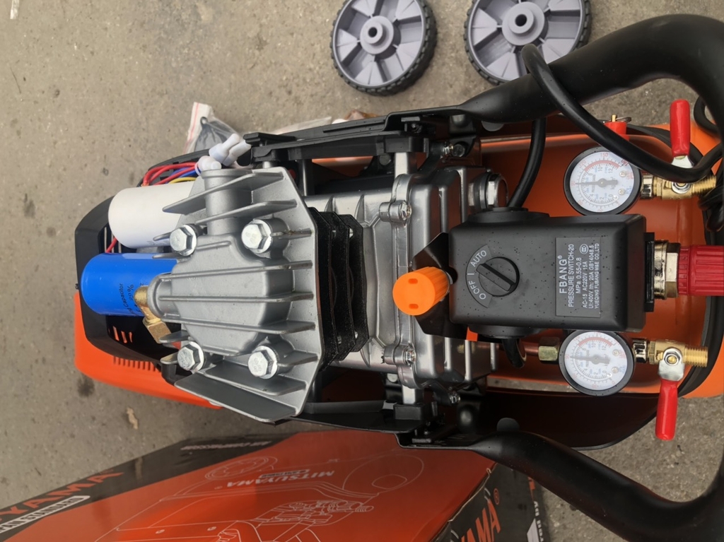 Máy nén khí có dầu 2 tụ MITSUYAMA 3.5HP TL-30L2T lên hơi nhanh
