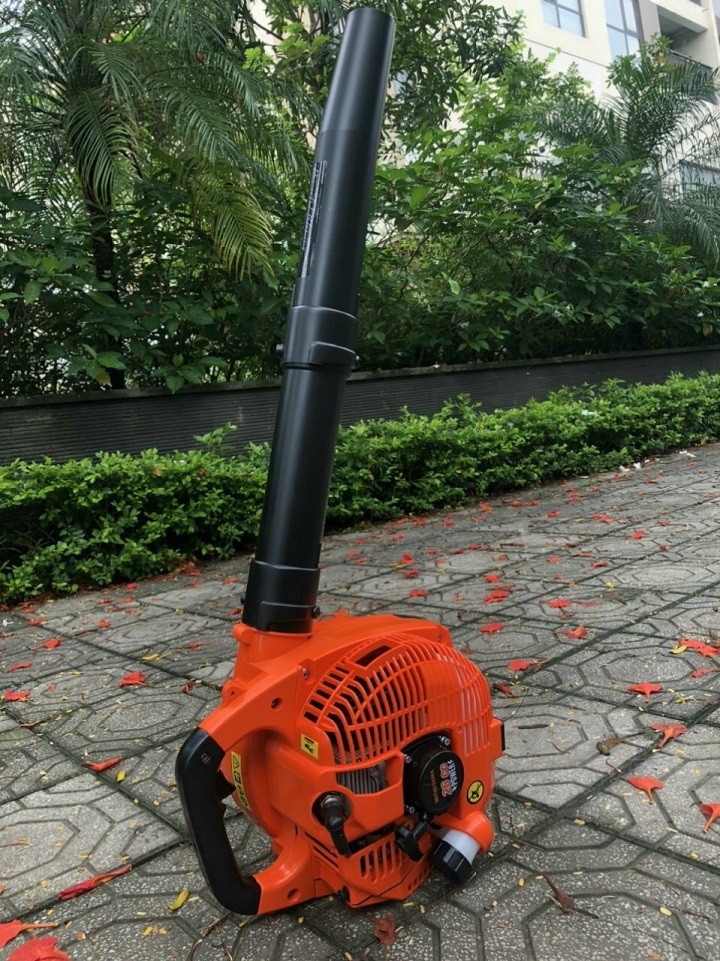 Máy thổi bụi chạy xăng Mitsuyama 750W TL-608