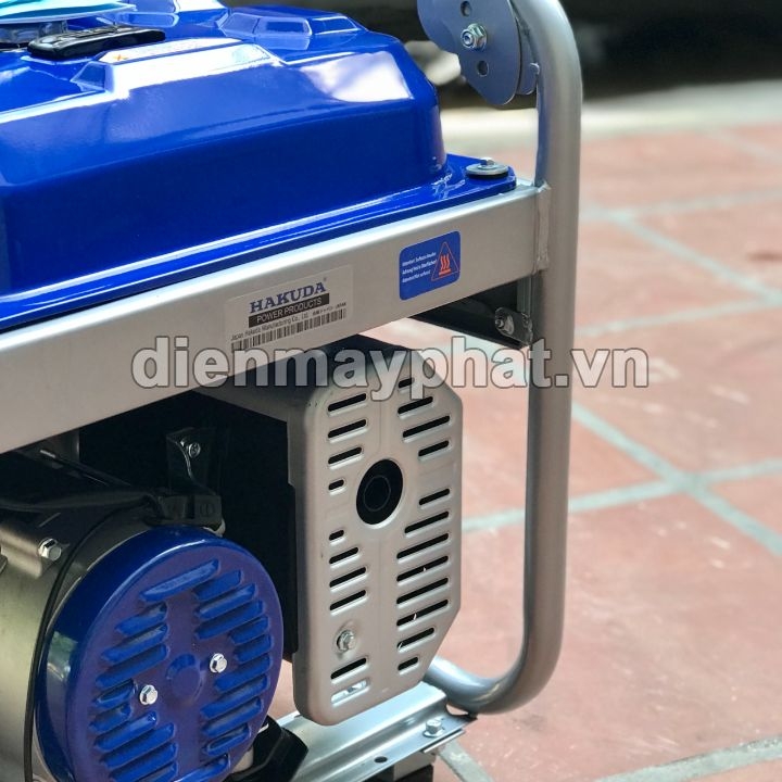 Máy Phát Điện Chạy Xăng Hakuda 3Kw HKD 8300EX Đề