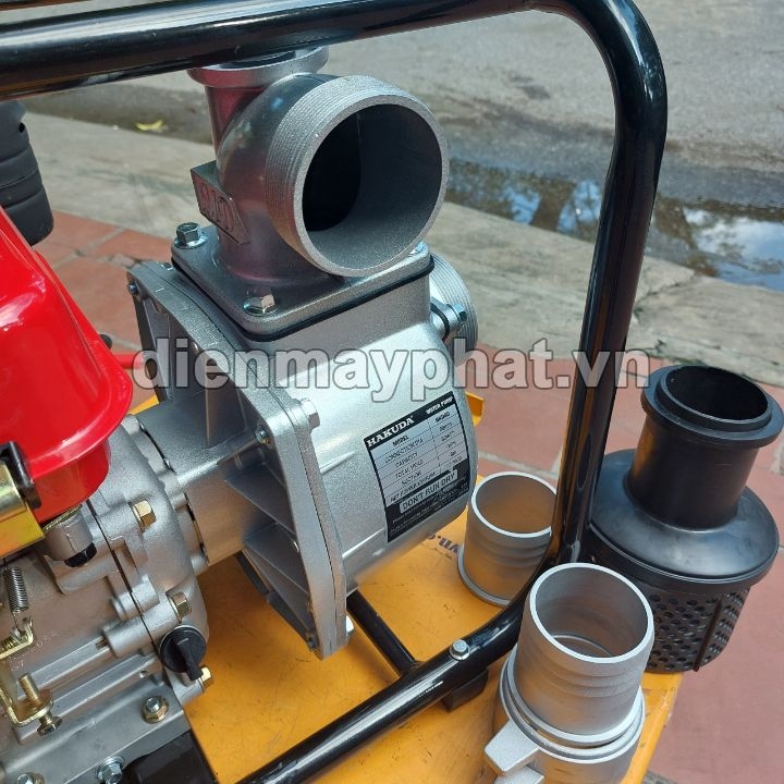 Máy Bơm Nước Chạy Dầu Hakuda 5.5HP HKD50