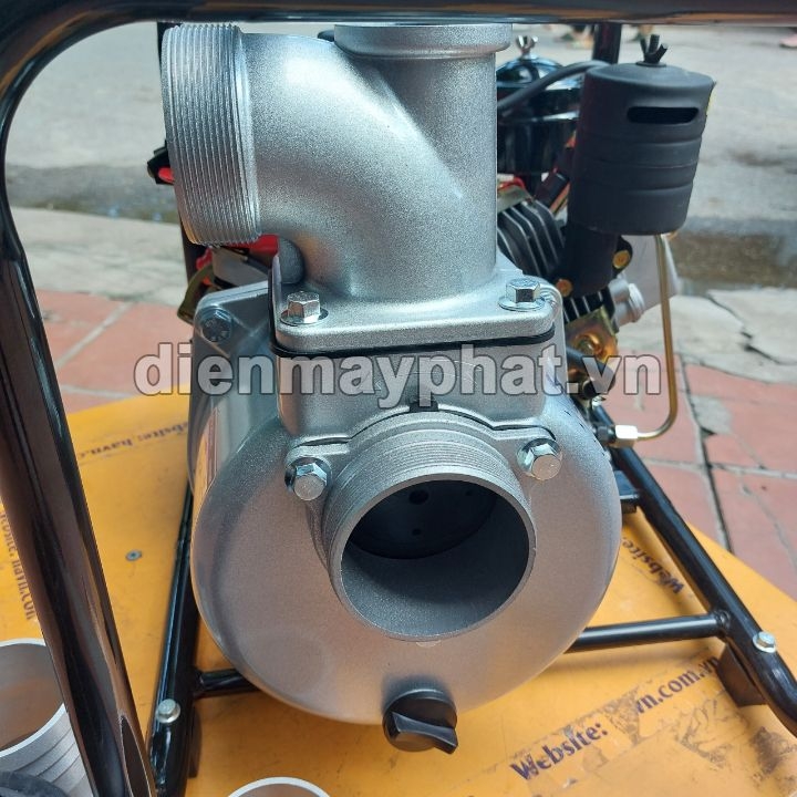 Máy bơm nước chạy dầu Nhật Bản 5.5HP HAKUDA HKD50