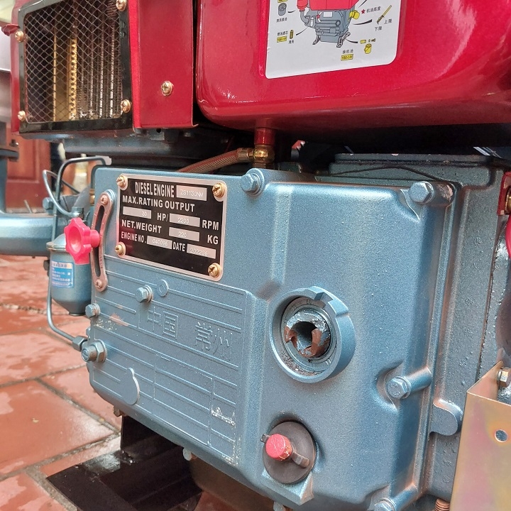 Máy phát điện đầu nổ HOÀNG ANH 30KW 3 pha 40HP D40 nước đề