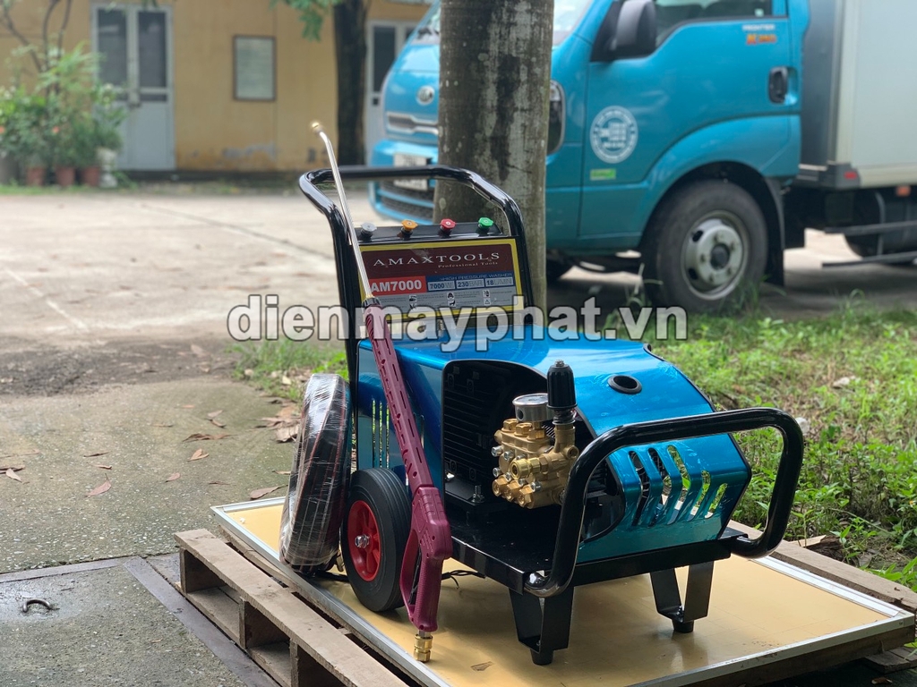 Máy phun xịt rửa xe cao áp AMAXTOOLS 7KW AMG7000