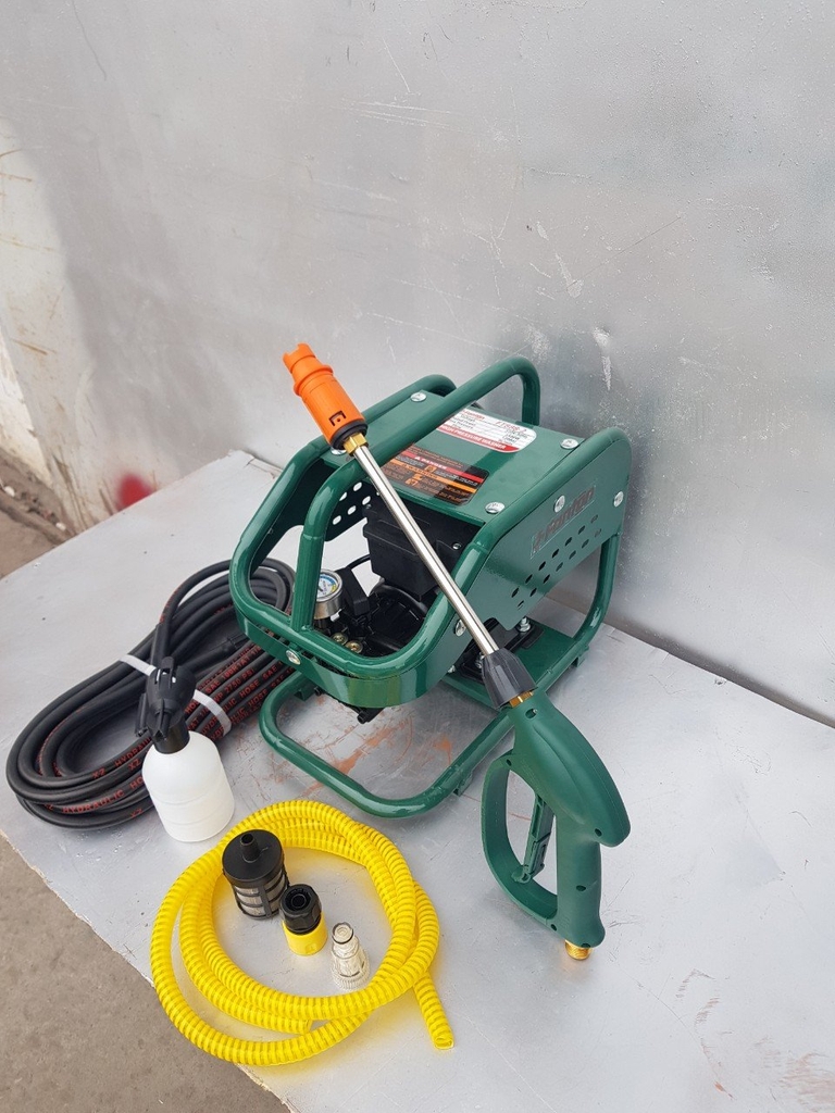 Máy rửa xe FANTON 2500W FT888-2