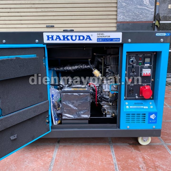 Máy Phát Điện Chạy Dầu Hakuda HKD 10KVA 3 Pha