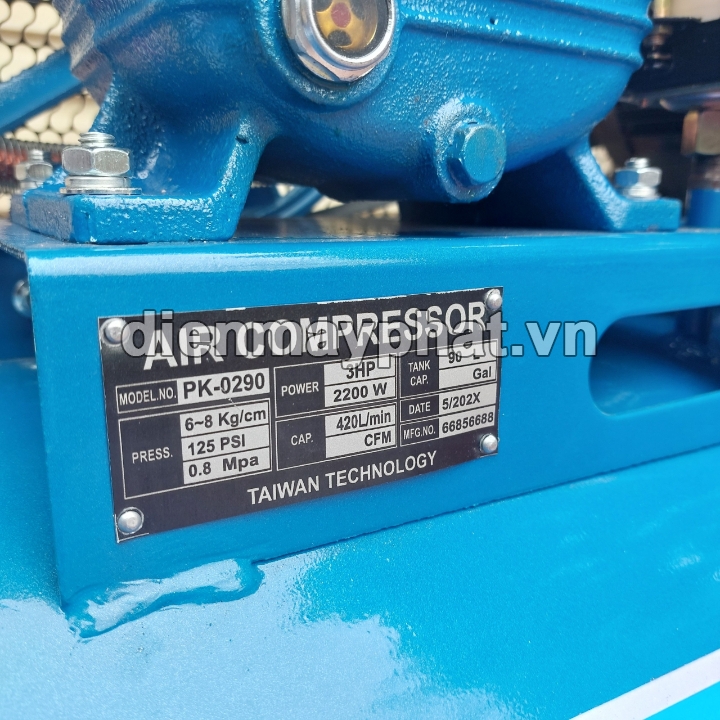 Máy Nén Khí Dây Đai Titan 3Hp 90L PK-0290