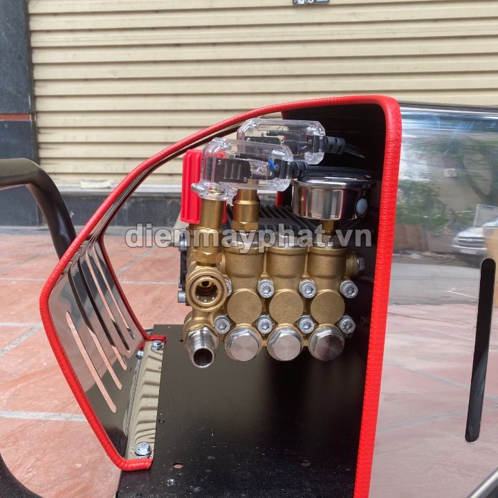 Máy Rửa Xe Cao Áp Yakama 5.5Kw YA-5500