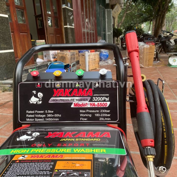 Máy Rửa Xe Cao Áp Yakama 5.5Kw YA-5500
