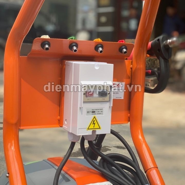 Máy rửa xe cao áp JETTA JET2250P-100 2.2KW 1450PSI