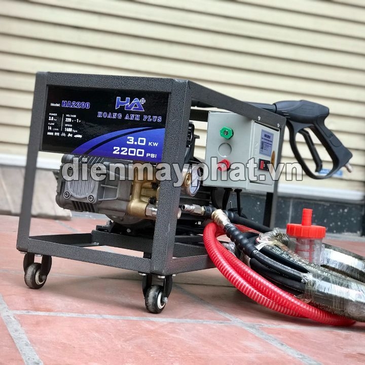 Máy rửa xe cao áp HOÀNG ANH 3KW HA2200