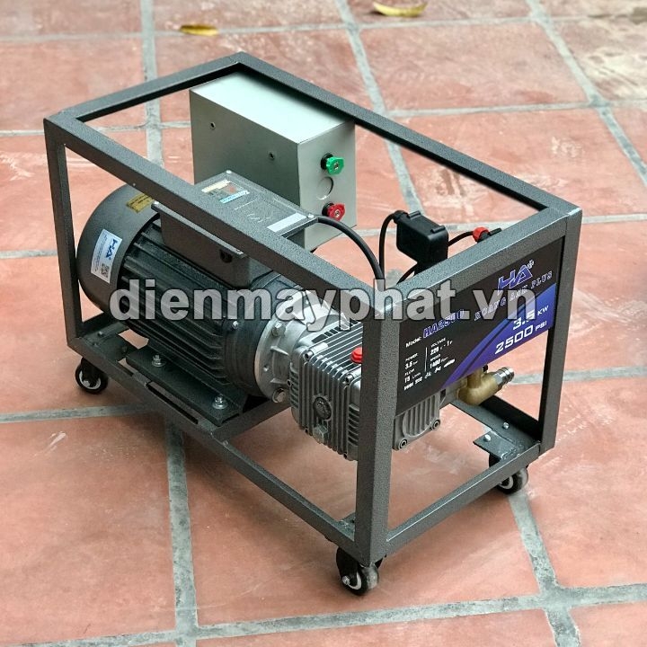 Máy rửa xe cao áp HOÀNG ANH 3.5KW HA2500