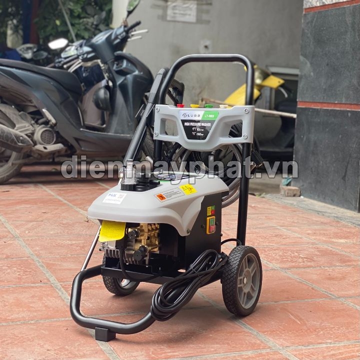 Máy rửa xe cao áp LUBA LT-593 2.2KW