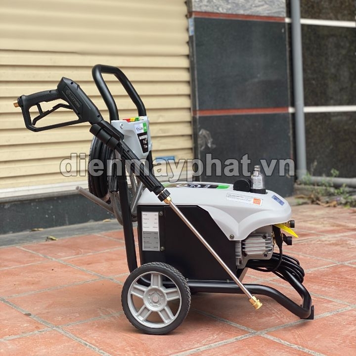 Máy rửa xe cao áp LUBA LT-593 2.2KW
