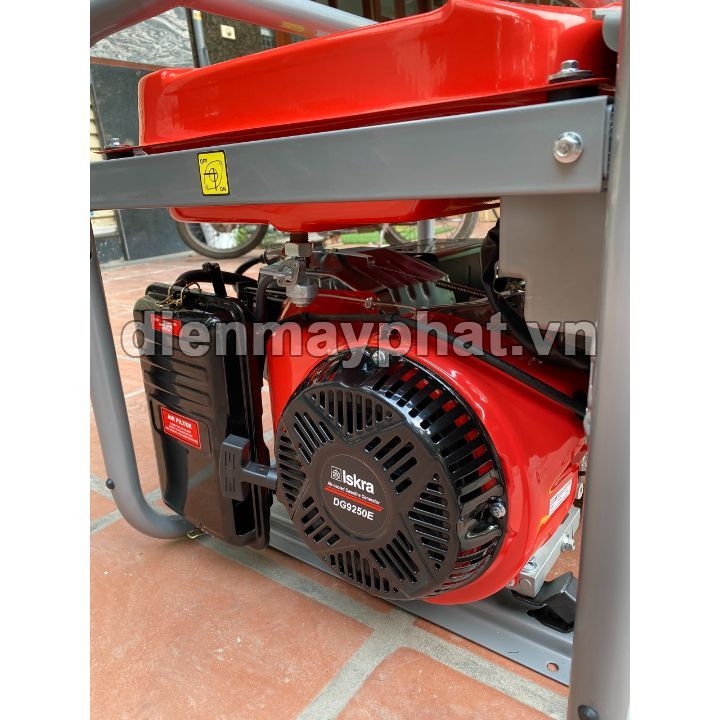 Máy phát điện chạy xăng ISKRA 6KW DG9250E đề