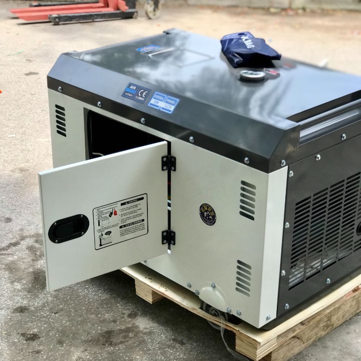 Máy Phát Điện Chạy Dầu Hakuda 10KVA Siêu Cách Âm