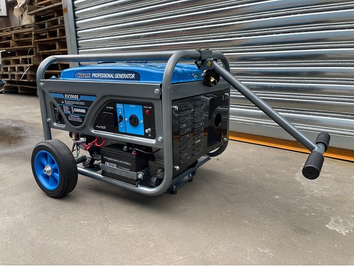 Máy phát điện chạy xăng KAVANNI 3KW KV3900E có đề