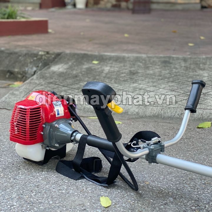 Máy Cắt Cỏ 2 Thì Kamastsu 1500W KM430