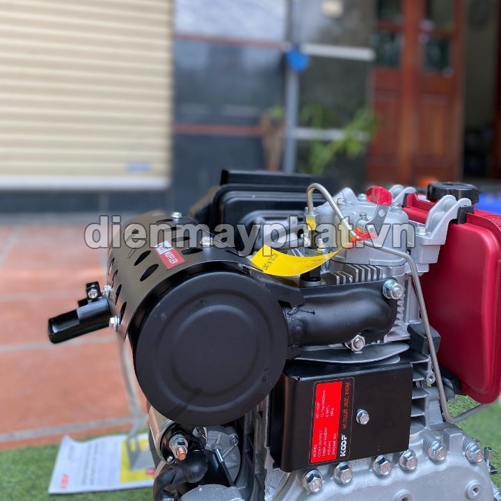 Máy nổ chạy dầu KOOP 14HP KD1100F có đề