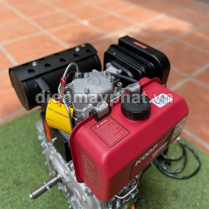 Máy nổ chạy dầu KOOP 14HP KD1100F có đề