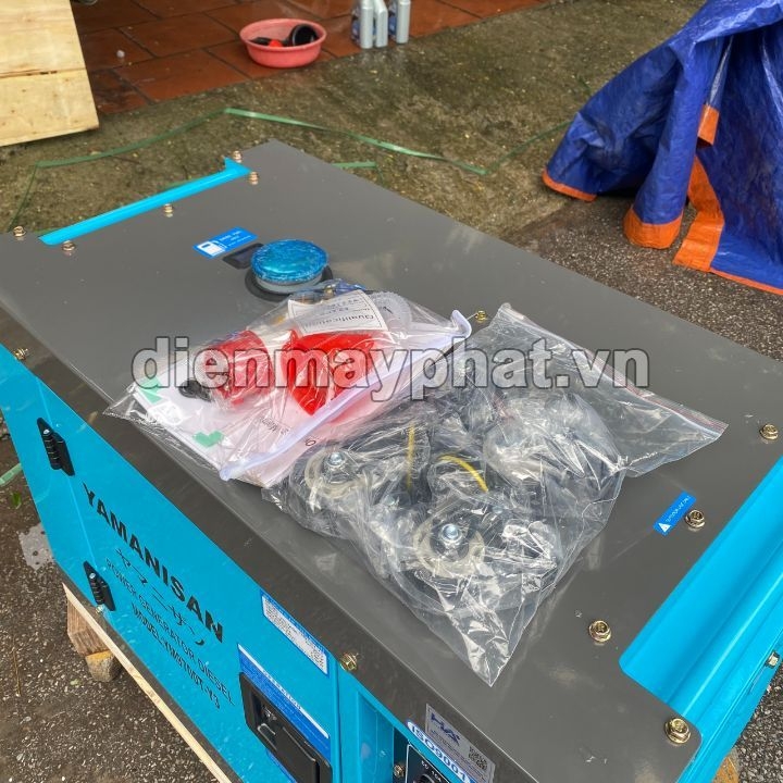 Máy phát điện chạy dầu YAMANISAN 7KW YM9700T/Y 3 pha