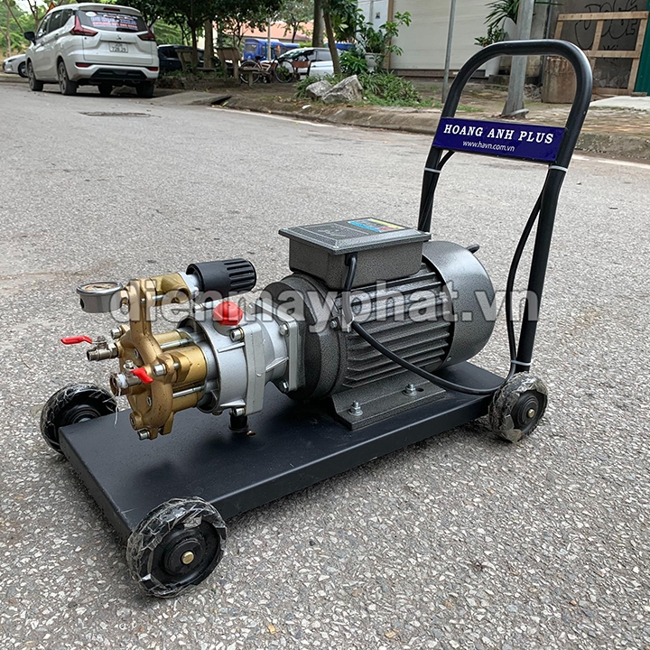 Máy Rửa Xe Đầu Liền Ly Tâm 3Kw