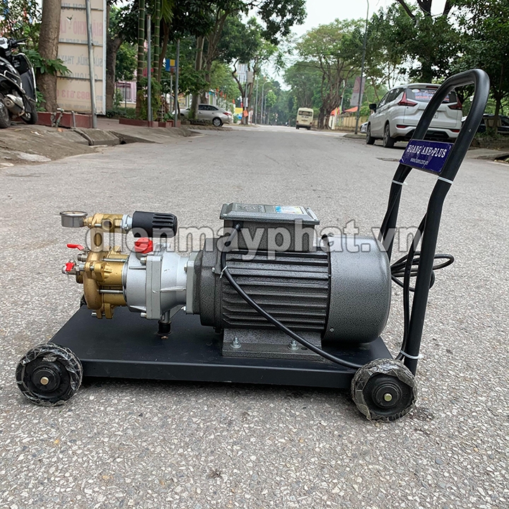 Máy Rửa Xe Đầu Liền Ly Tâm 3Kw