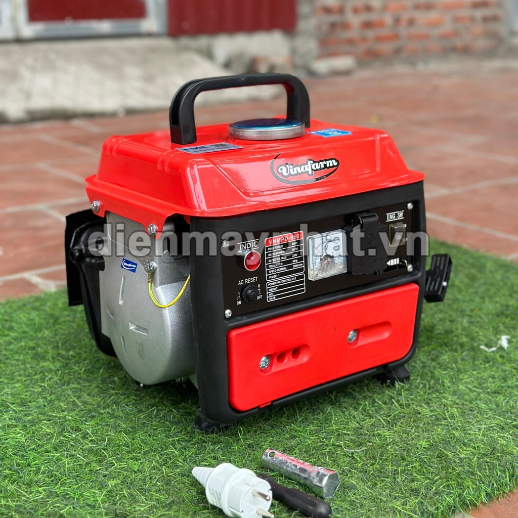 Máy phát điện mini chạy xăng 2 thì VINAFARM 1KW VNMPD 950