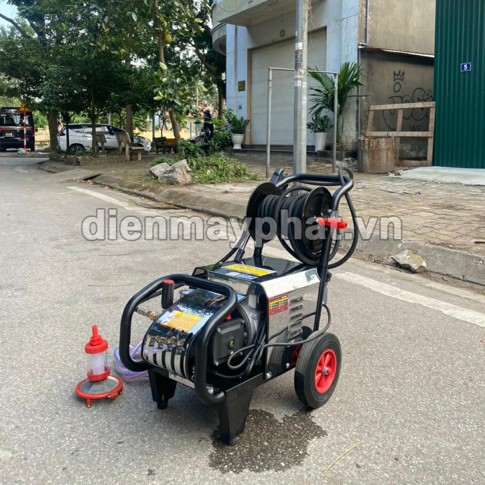 Máy xịt rửa cao áp 3KW Toàn Phát TP-LX3000 PRO