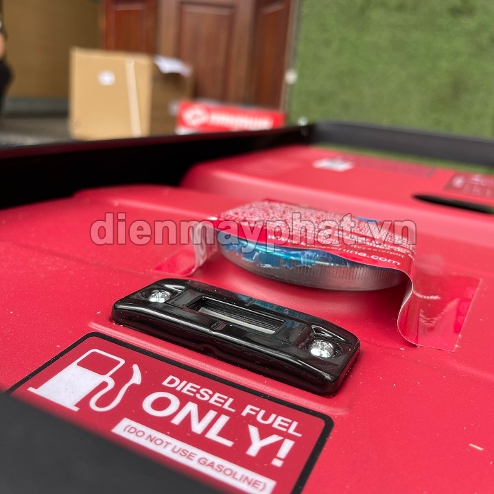 Máy phát điện chạy dầu KOOP 7KW KDF9500XE đề