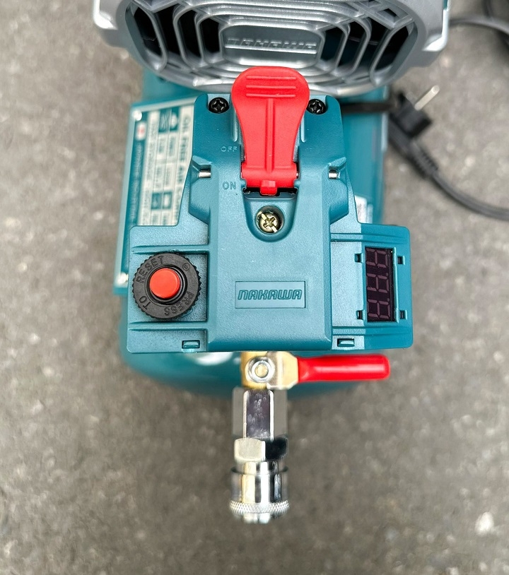 Máy nén khí không dầu NAKAWA 1350W NKBH1810PRO 10L