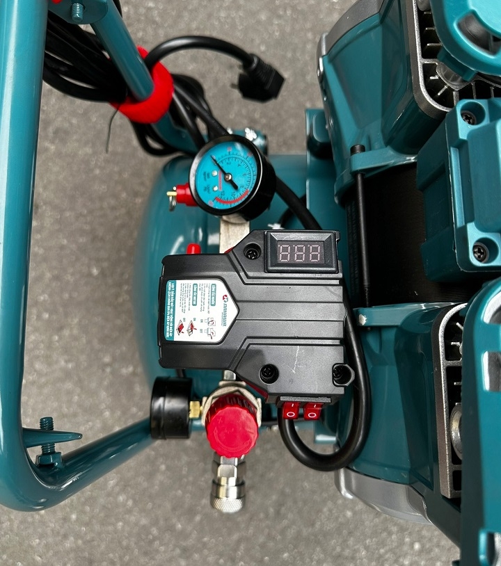 Máy nén khí không dầu NAKAWA 3750W NKBH5050PRO 50L