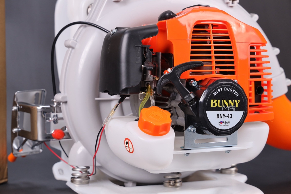 Máy phun thuốc 2 thì 26L Bunny BNY-43
