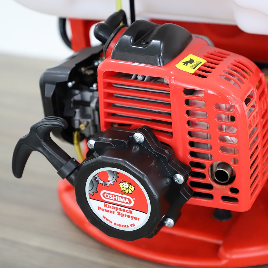 Máy phun thuốc OSHIMA 25L 767D đỏ 2 thì