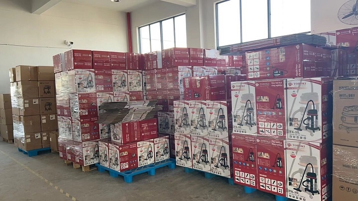 Máy hút bụi TOBOKI 1550W 16 Lít TK-16L khô ướt, thổi bụi