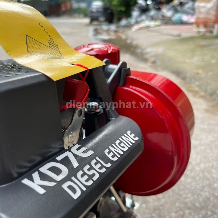 Máy nổ chạy dầu EVO 5HP KD7E có đề