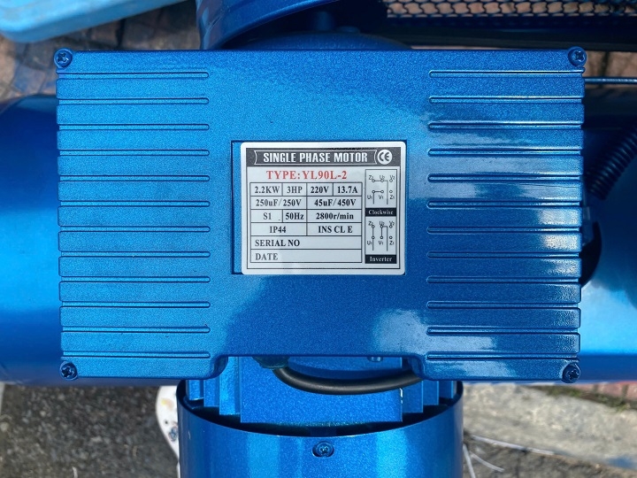Máy nén khí dây đai Puma 3HP 130L V-0.25/8